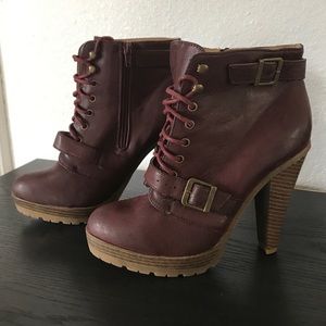 Burgundy Heel